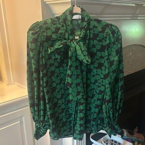 HUNTER BELL Green and Black Tie Front Blouse